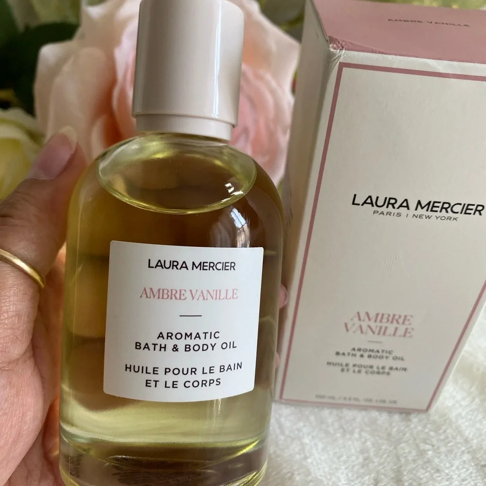 Laura Mercier Ambre Vanille Bath & Body Oil - Picture 7 of 8
